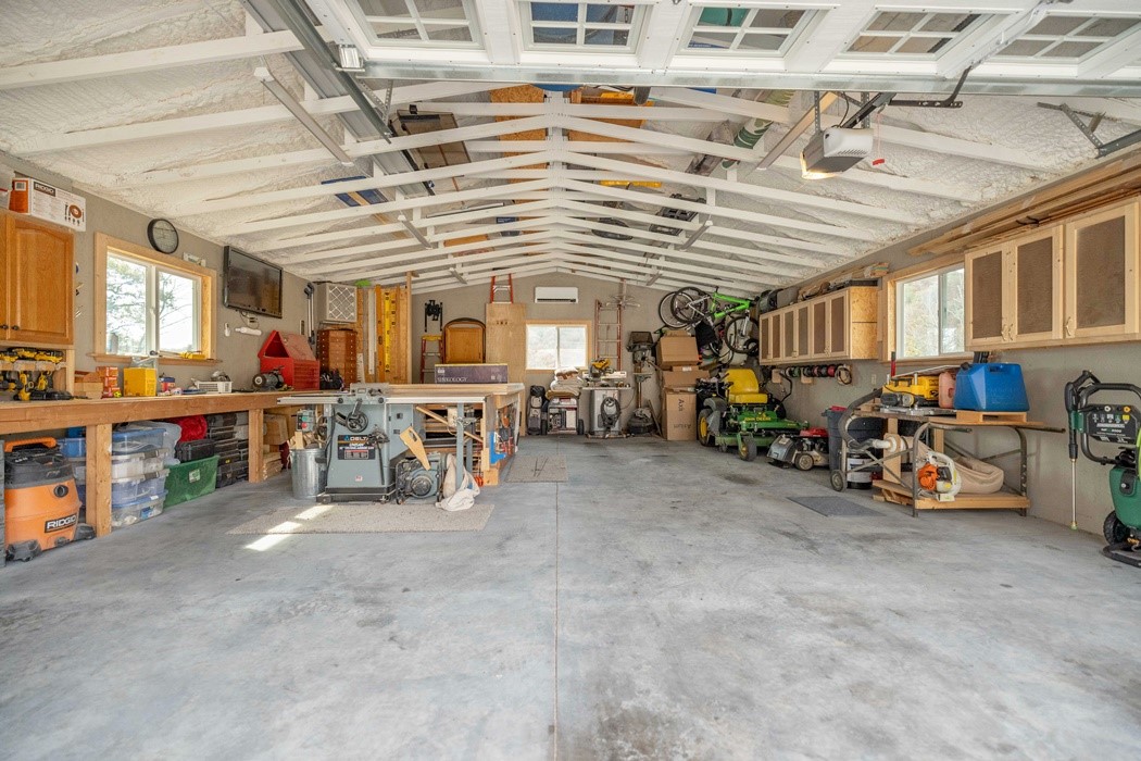 Unit 106 Holiday Island - Residential
