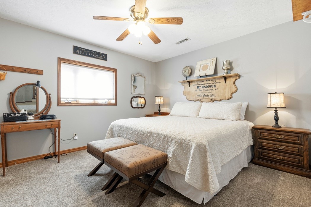 Unit 106 Holiday Island - Residential