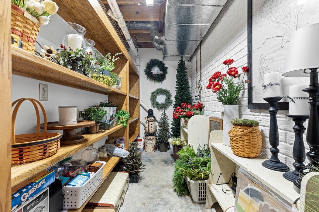 Unit 106 Holiday Island - Residential