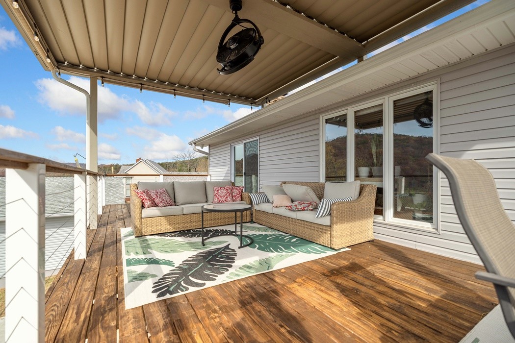 Unit 106 Holiday Island - Residential