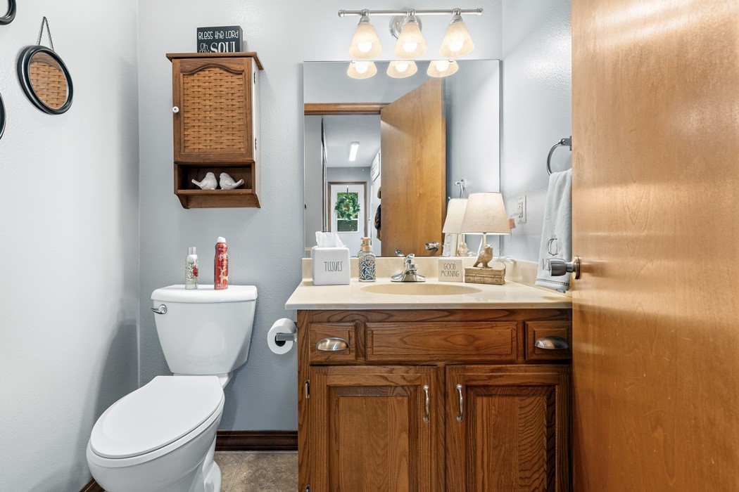 Unit 106 Holiday Island - Residential