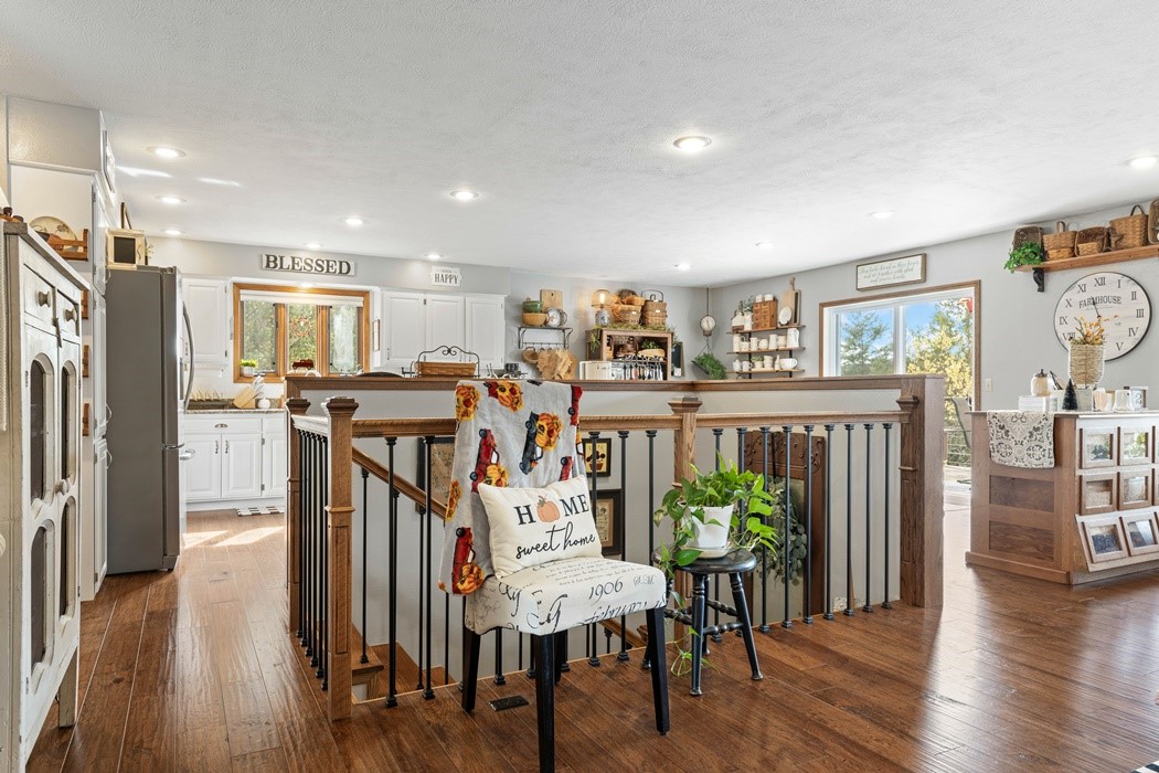 Unit 106 Holiday Island - Residential