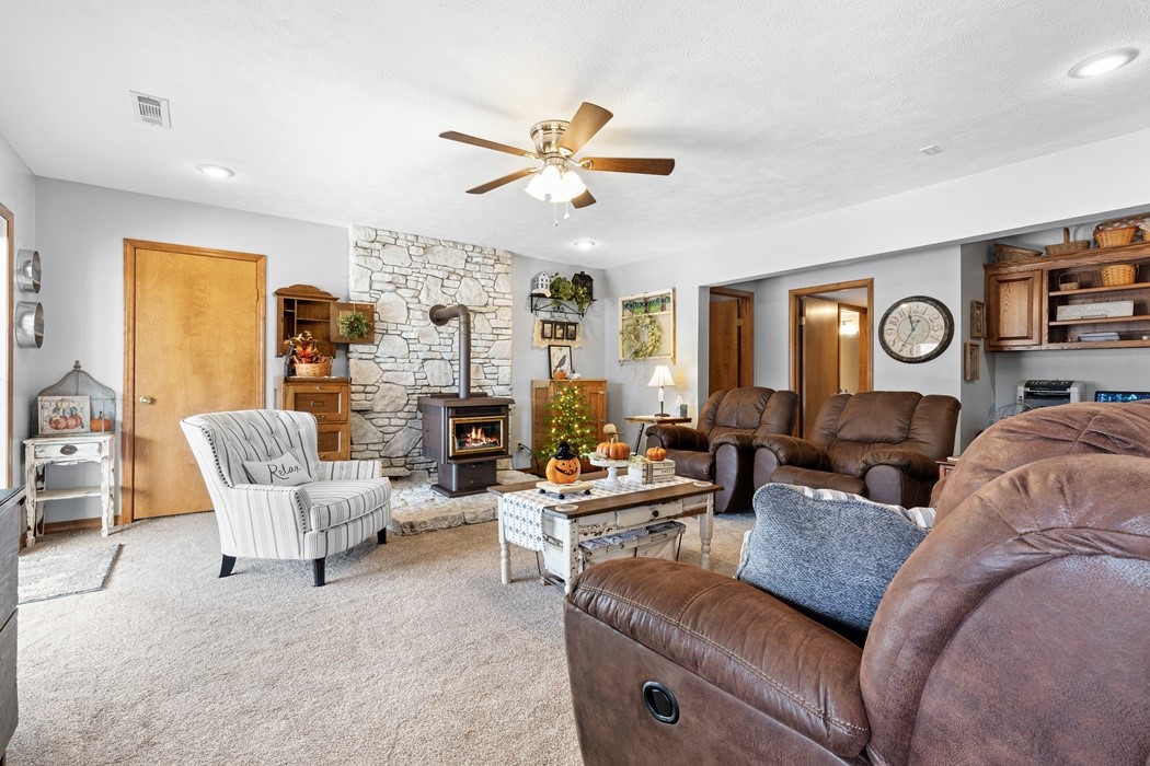 Unit 106 Holiday Island - Residential