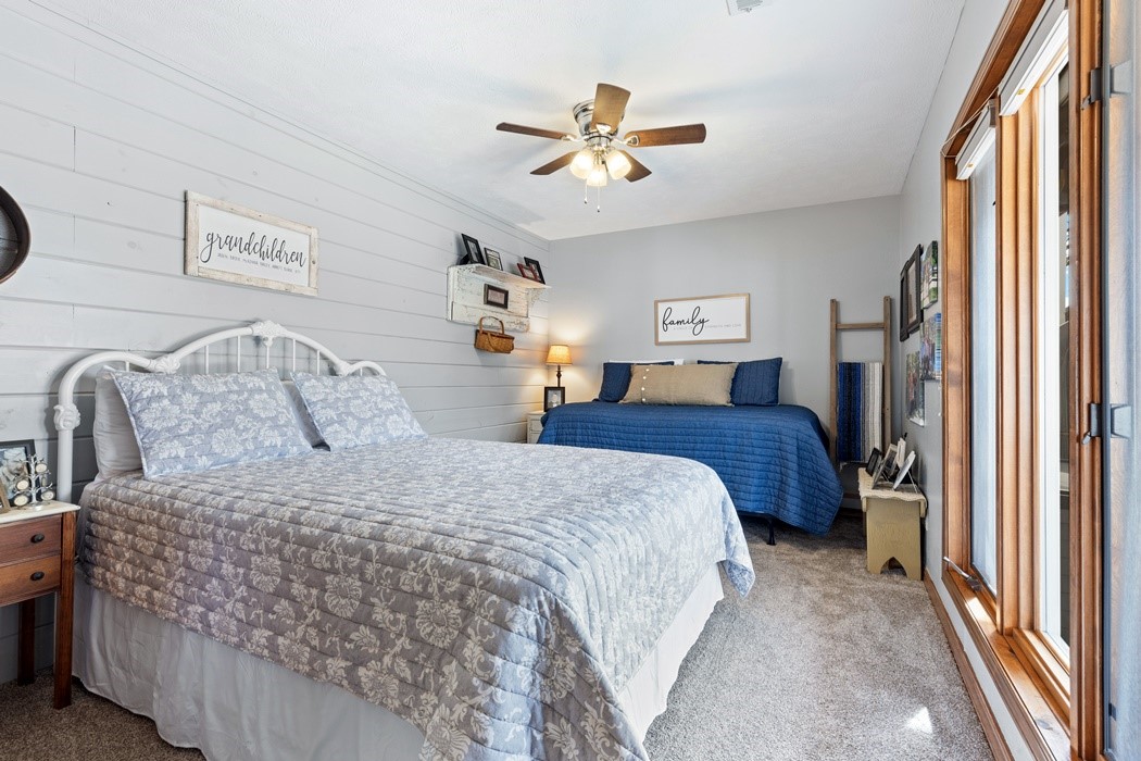Unit 106 Holiday Island - Residential