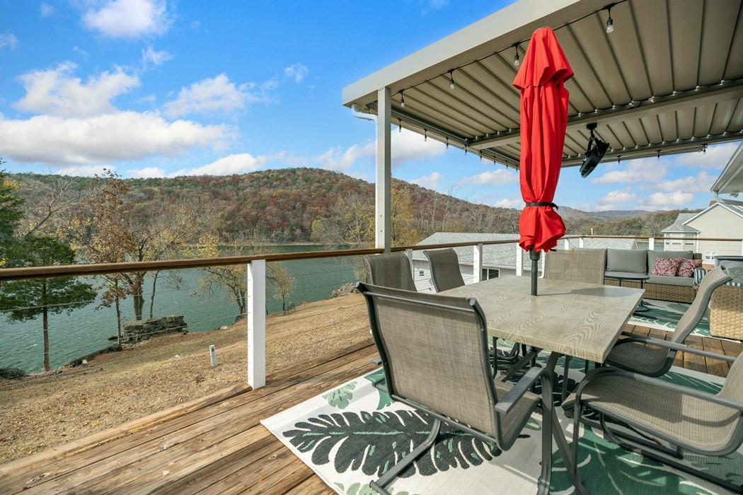 Unit 106 Holiday Island - Residential