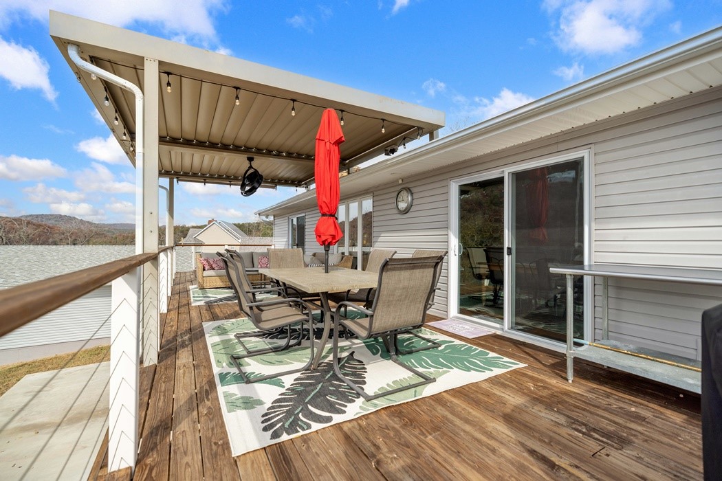 Unit 106 Holiday Island - Residential