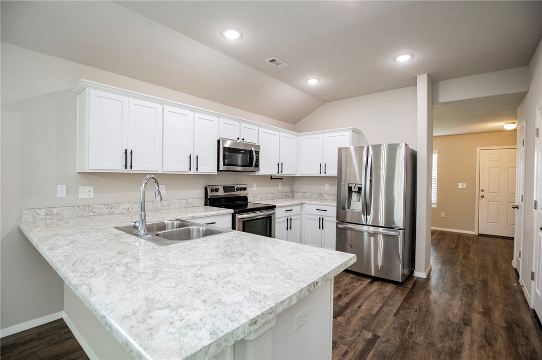 Coves IV - Residential