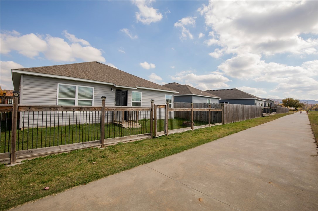 Coves IV - Residential