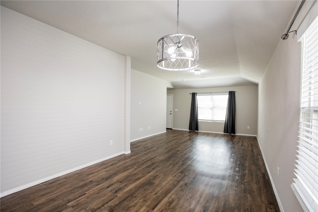 Coves IV - Residential