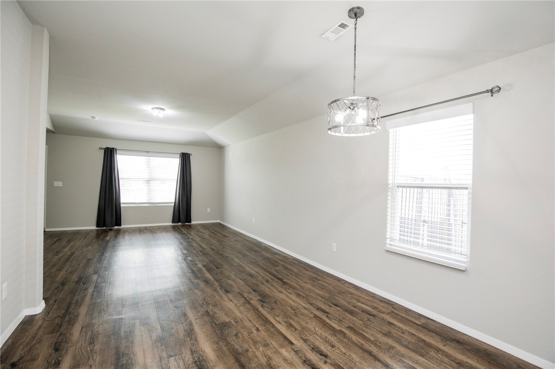 Coves IV - Residential