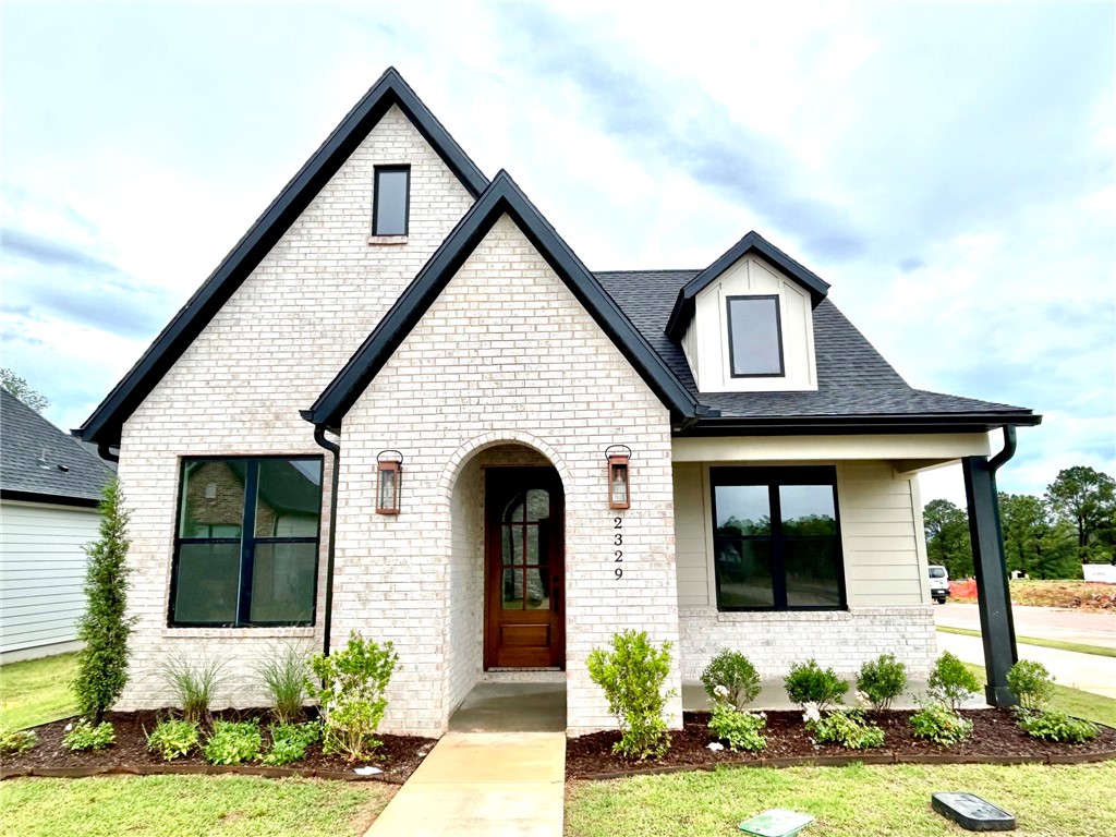 Village At Pinnacle Hills, The Rogers - Residential Lease
