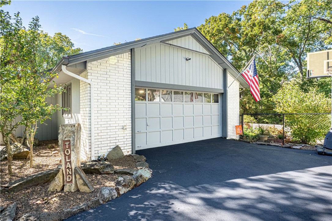 Oakhills Sub Rurban - Residential