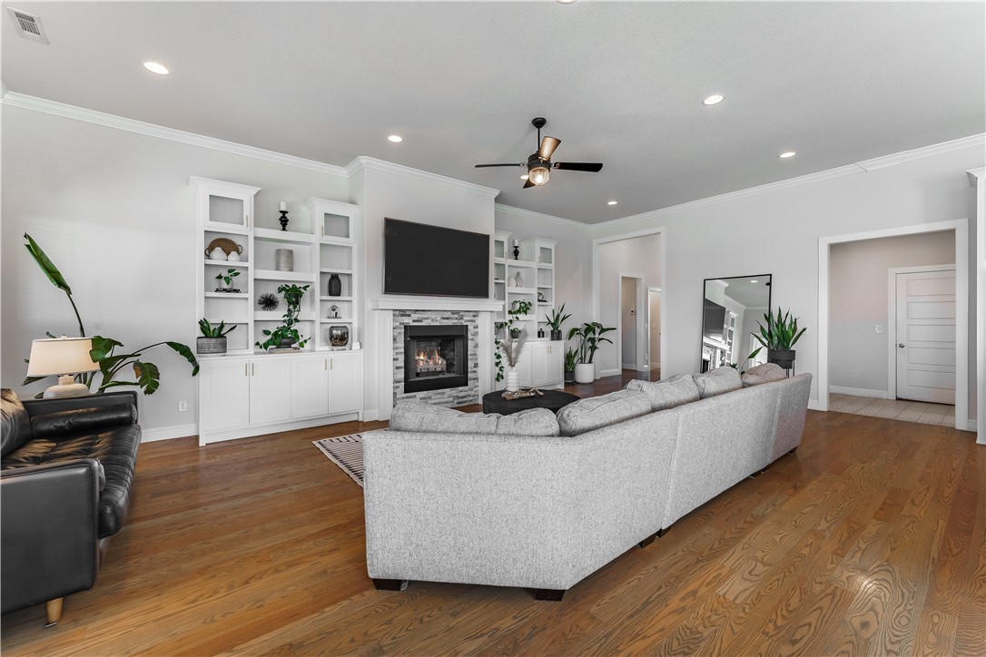 Elm Valley Sub Ph Ii Elm Spgs - Residential