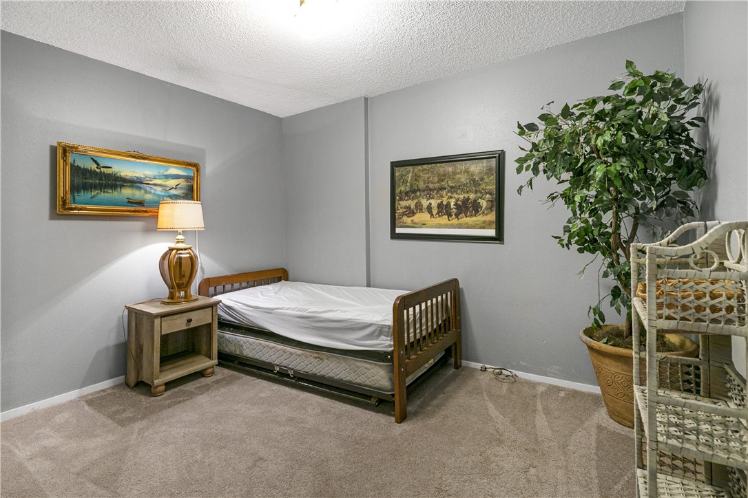 Drake Courts - Residential Lease