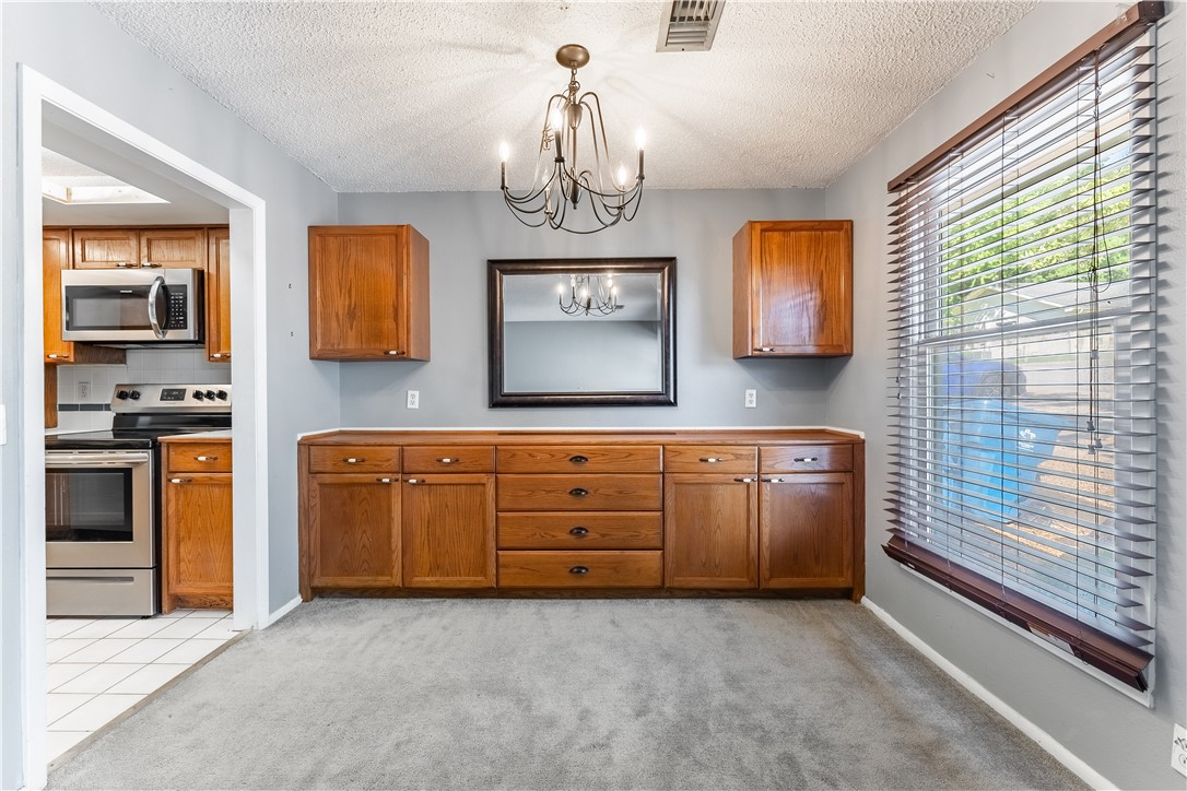 Drake Courts - Residential Lease