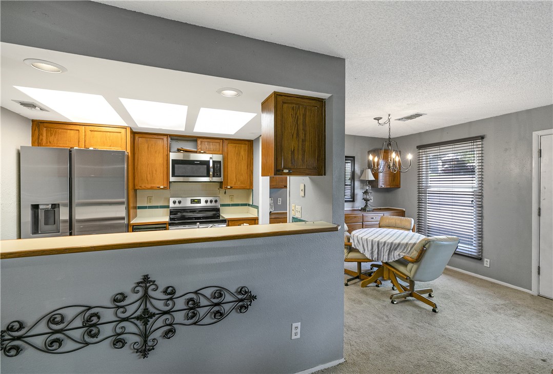 Drake Courts - Residential Lease