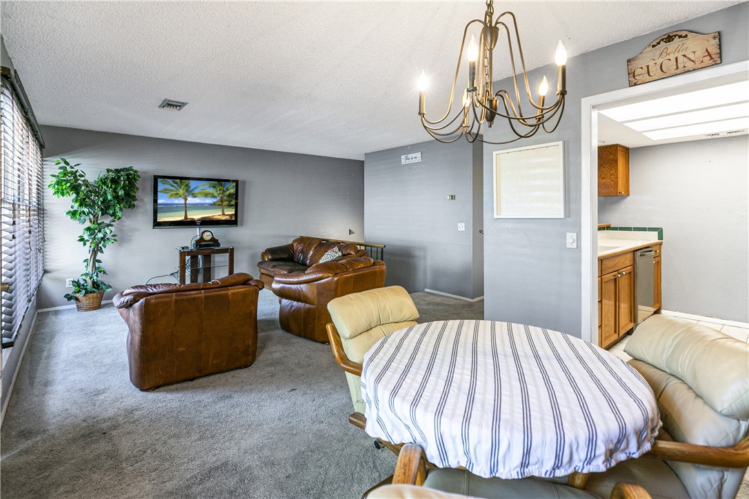 Drake Courts - Residential Lease