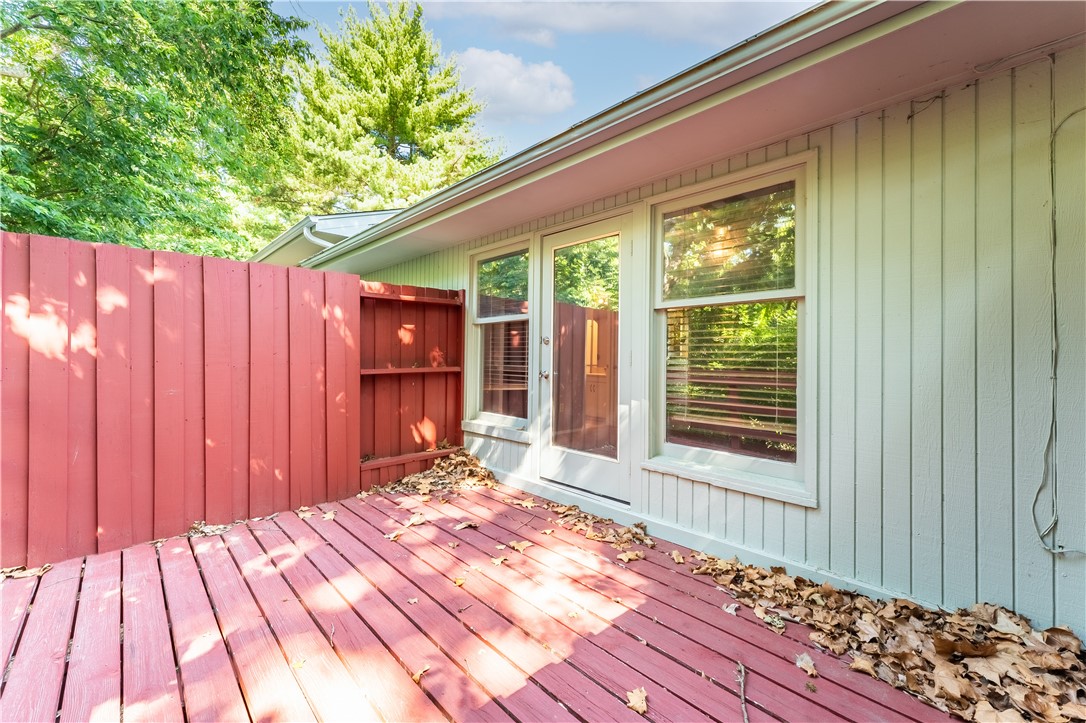 Drake Courts - Residential Lease