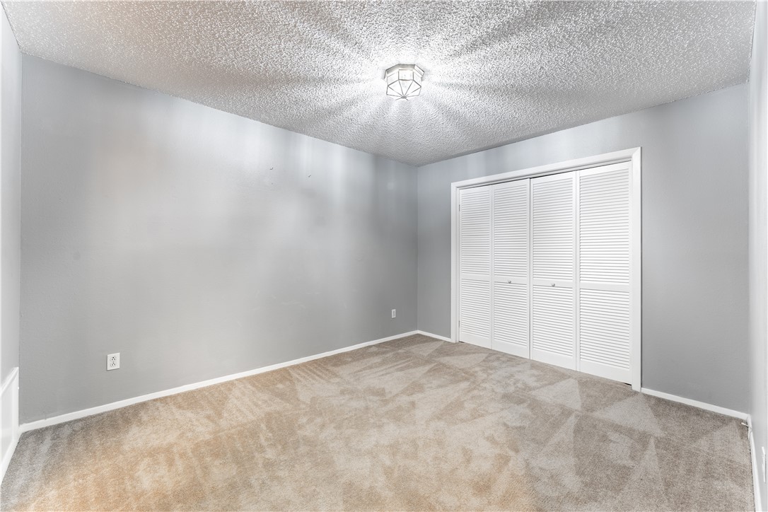 Drake Courts - Residential Lease