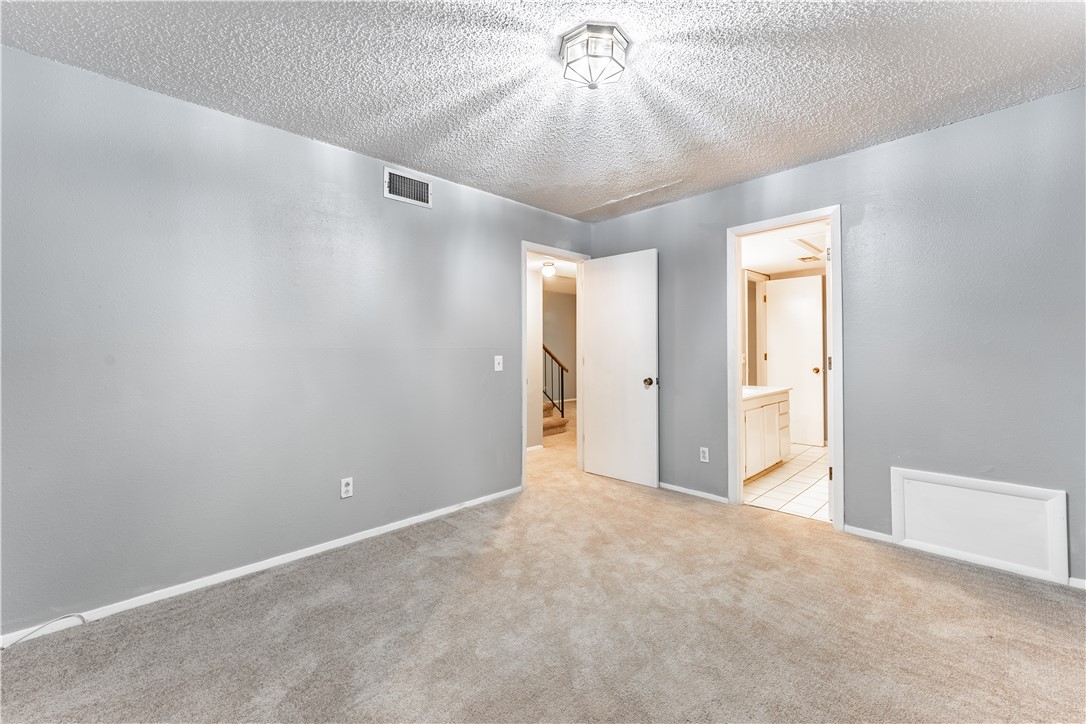 Drake Courts - Residential Lease