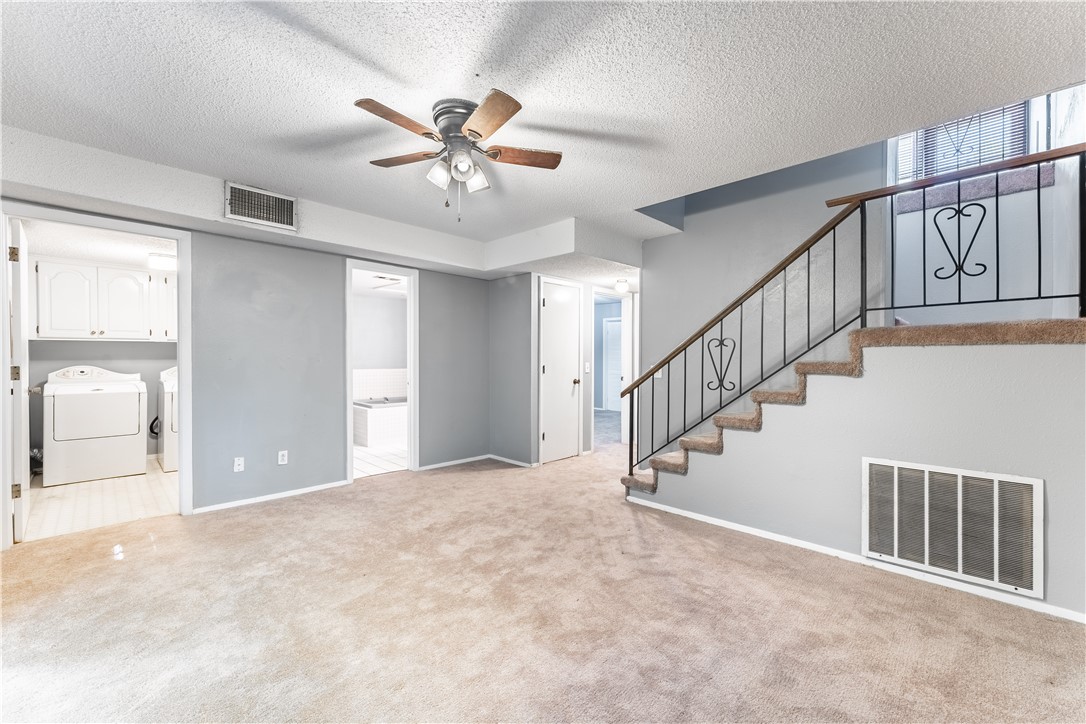 Drake Courts - Residential Lease