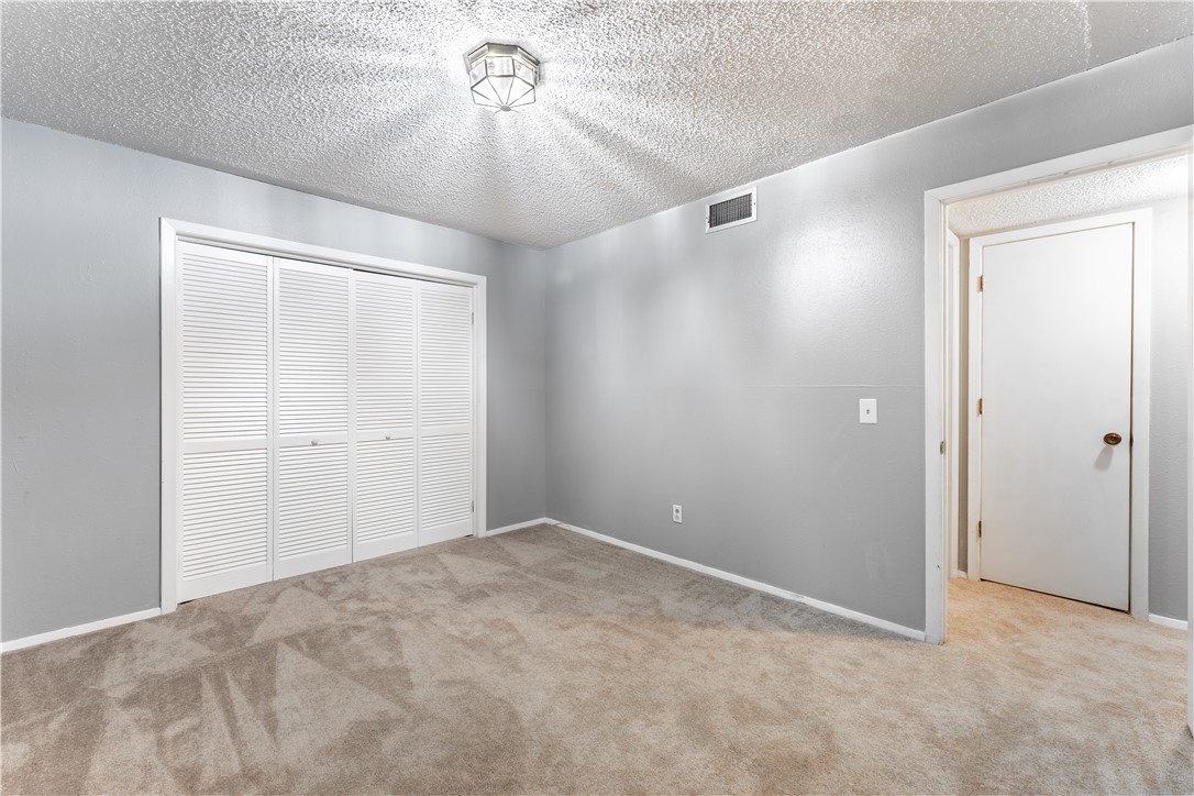 Drake Courts - Residential Lease