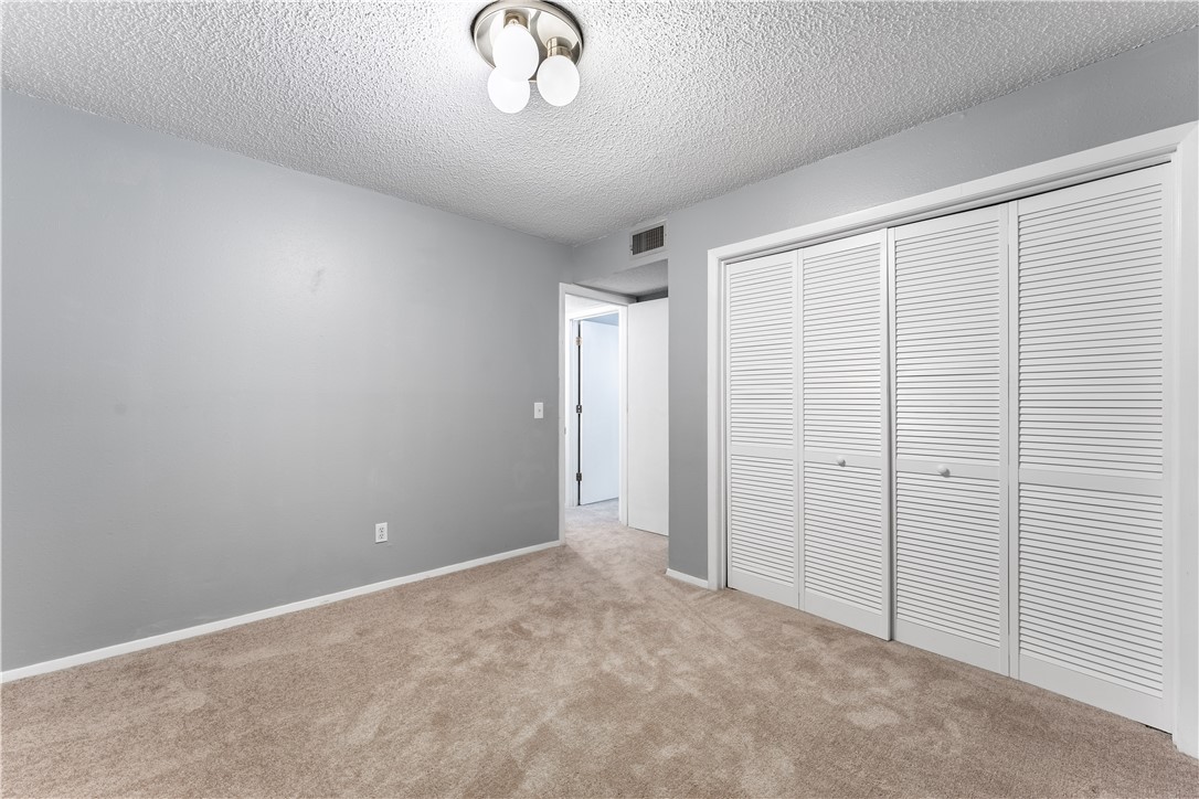 Drake Courts - Residential Lease