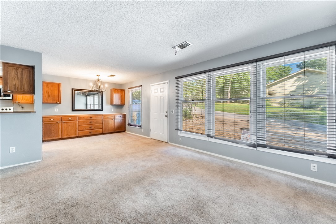 Drake Courts - Residential Lease