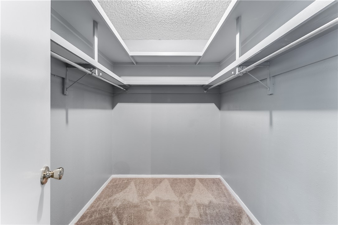 Drake Courts - Residential Lease