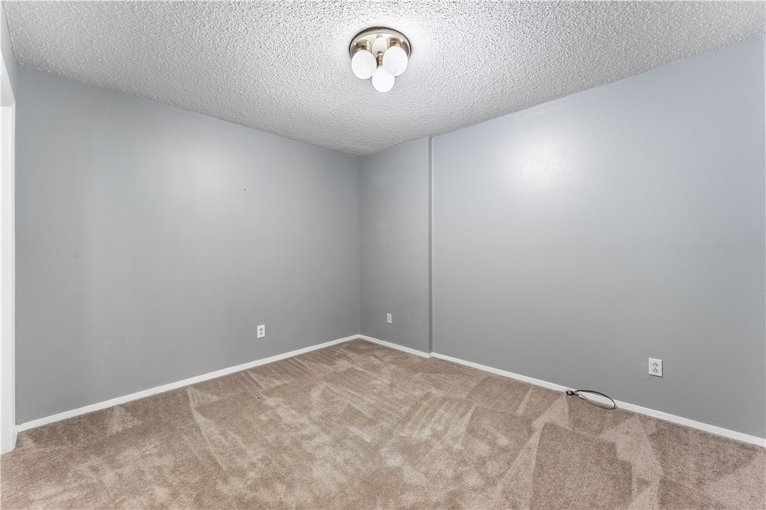 Drake Courts - Residential Lease