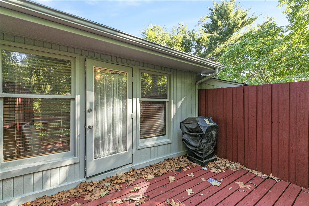 Drake Courts - Residential Lease