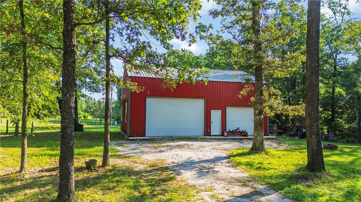 Thomas Black Add Rurban - Residential