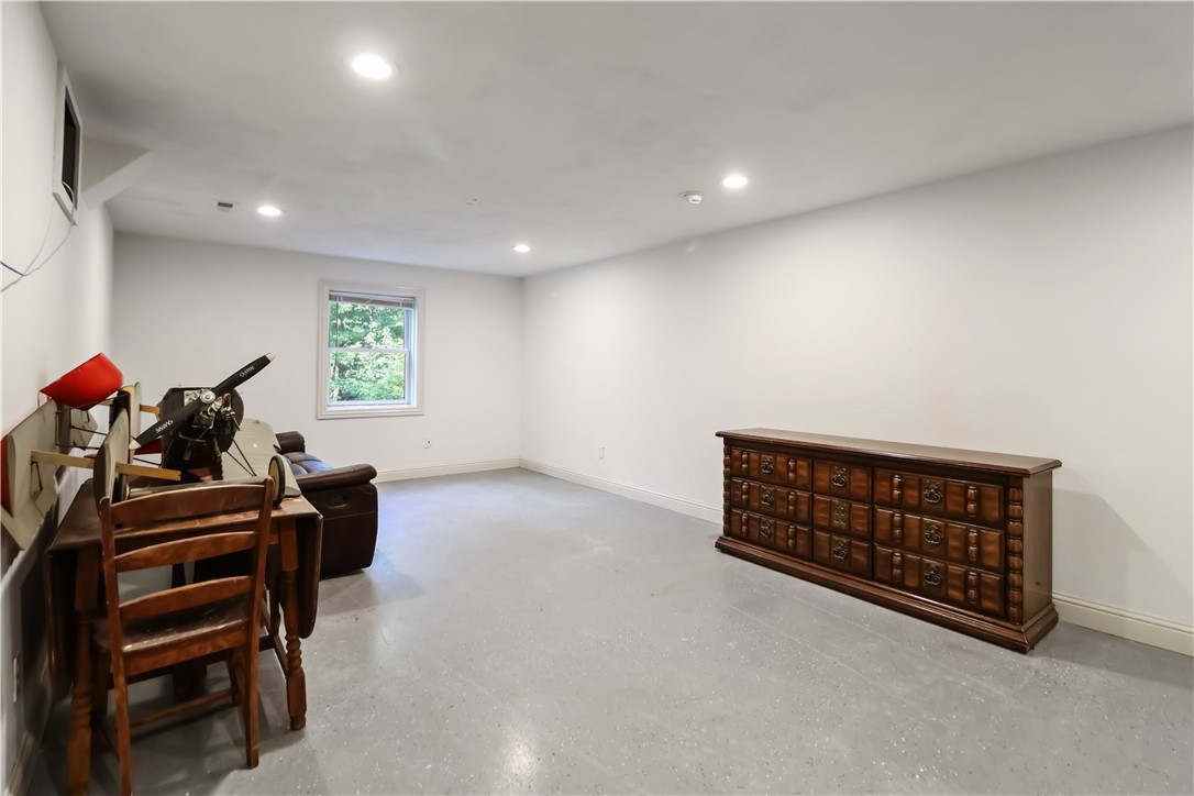 Thomas Black Add Rurban - Residential