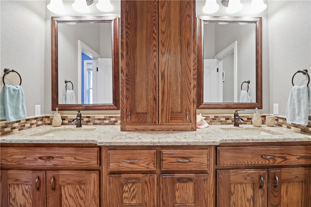 Thomas Black Add Rurban - Residential