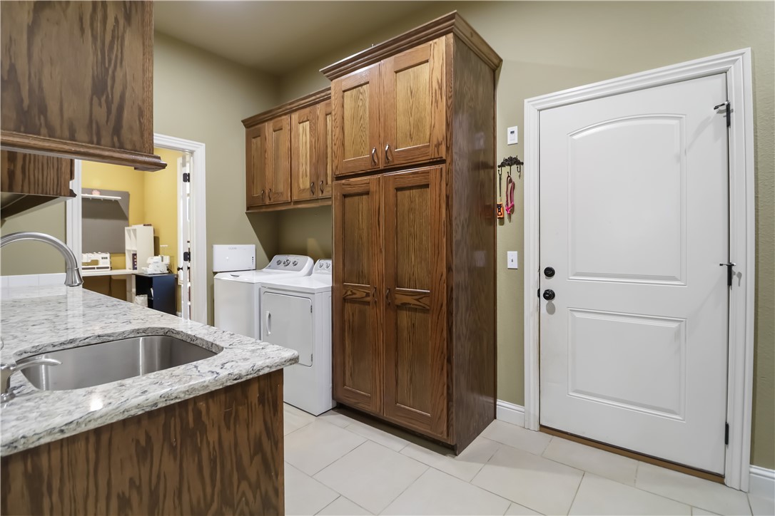 Thomas Black Add Rurban - Residential