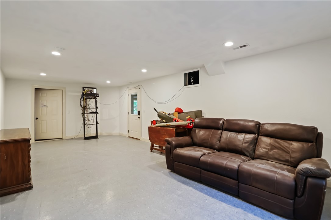 Thomas Black Add Rurban - Residential