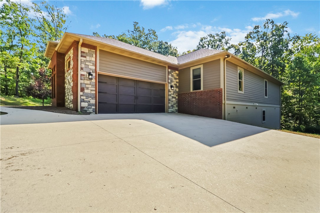 Thomas Black Add Rurban - Residential