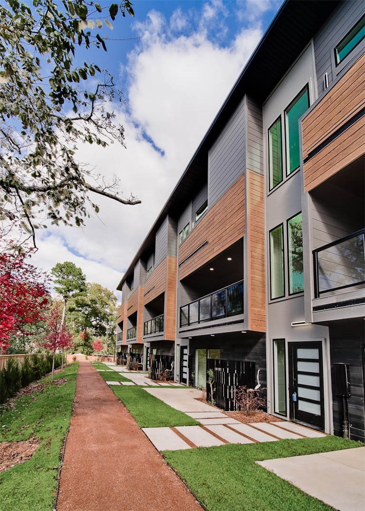 9TH & A HORIZONTAL PROPERTY REGIME-BENTO - Residential