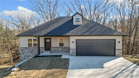 Photo of 6 Marionet Circle, Bella Vista, AR 72714 (MLS # 1324010)