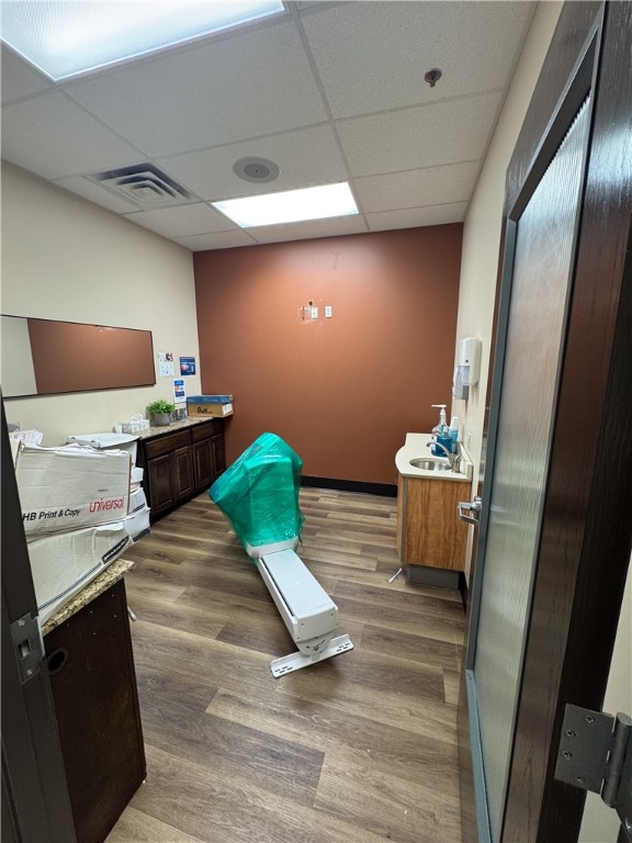 Tuscany Square - Commercial Lease