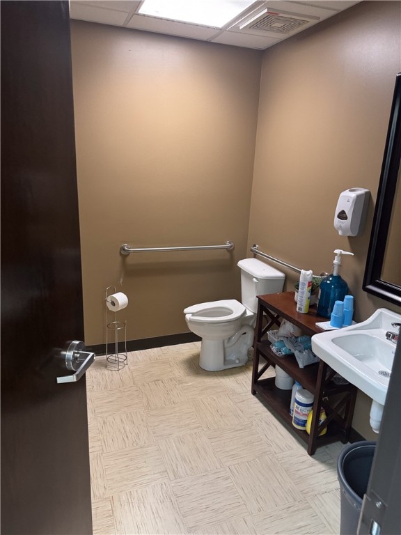 Tuscany Square - Commercial Lease