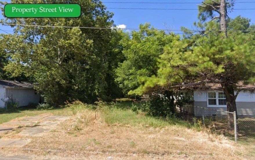 Build a new home or place a manufactured home on the .17 (+/-) acre lot in Blytheville, Arkansas of Mississippi County. It is just West of the Tennessee border and North of Memphis. Seller to provide Limited Warranty Deed only. Call today for more information.