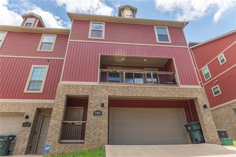 Photo of 2805 W Lakewood Drive, Fayetteville, AR 72704 (MLS # 1353469)