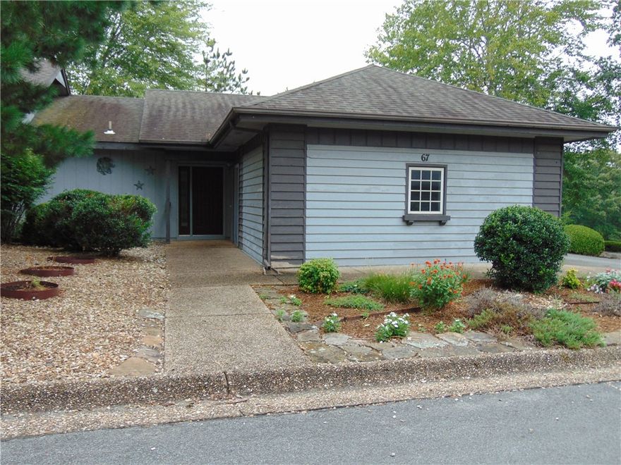Welcome to this charming 2-bedroom, 2-bath home with a 2-car garage, perfectly situated on the 7th fairway of the scenic Brittany Golf Course. Enjoy serene views and direct access to one of Bella Vista’s most picturesque courses, all from the comfort of your backyard. Inside, you'll find a thoughtfully designed layout ideal for both relaxation and entertaining, with generous natural light and a seamless flow between living spaces. Whether you're a golf enthusiast or simply seeking tranquil surroundings, this home offers the perfect blend of comfort and lifestyle.
Don't miss your chance to own a slice of Bella Vista paradise!