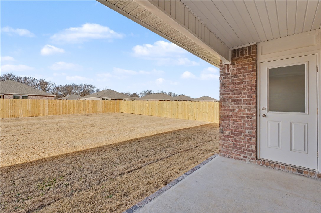 Wagon Wheel Crossing - Residential Lease