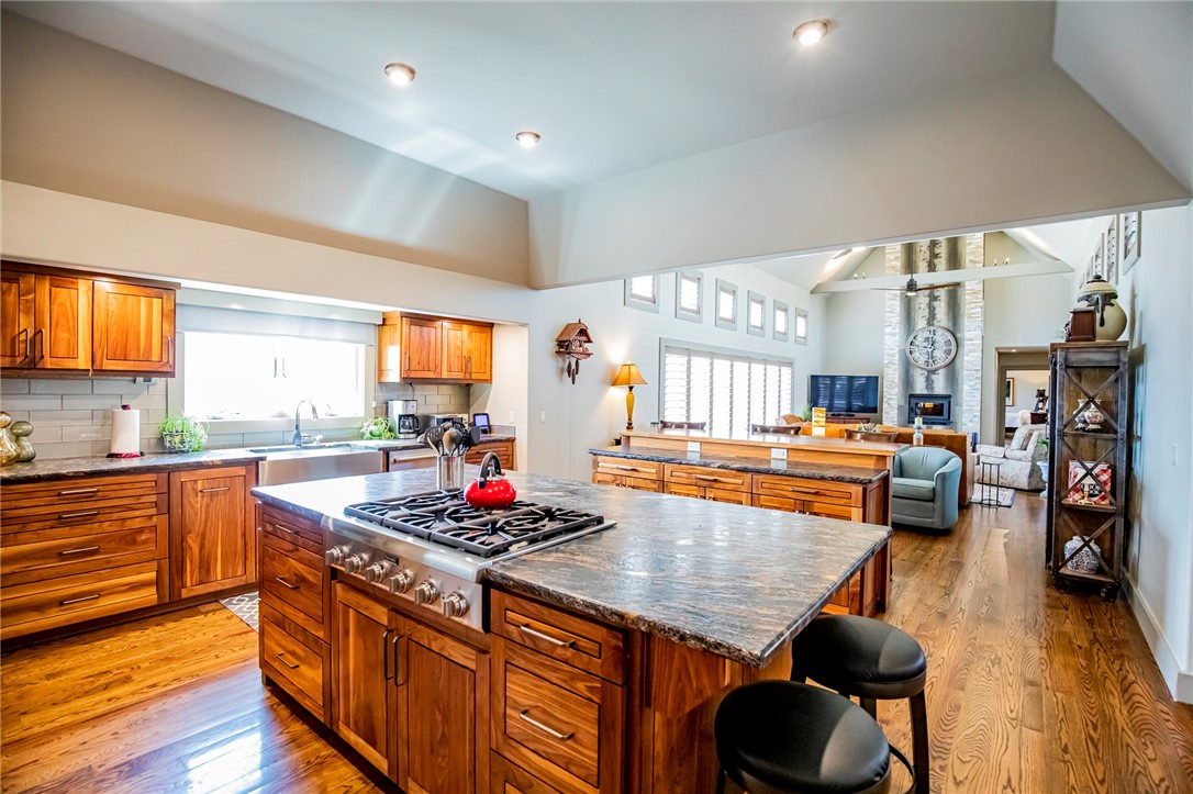 19-21-27 RURAL - Residential