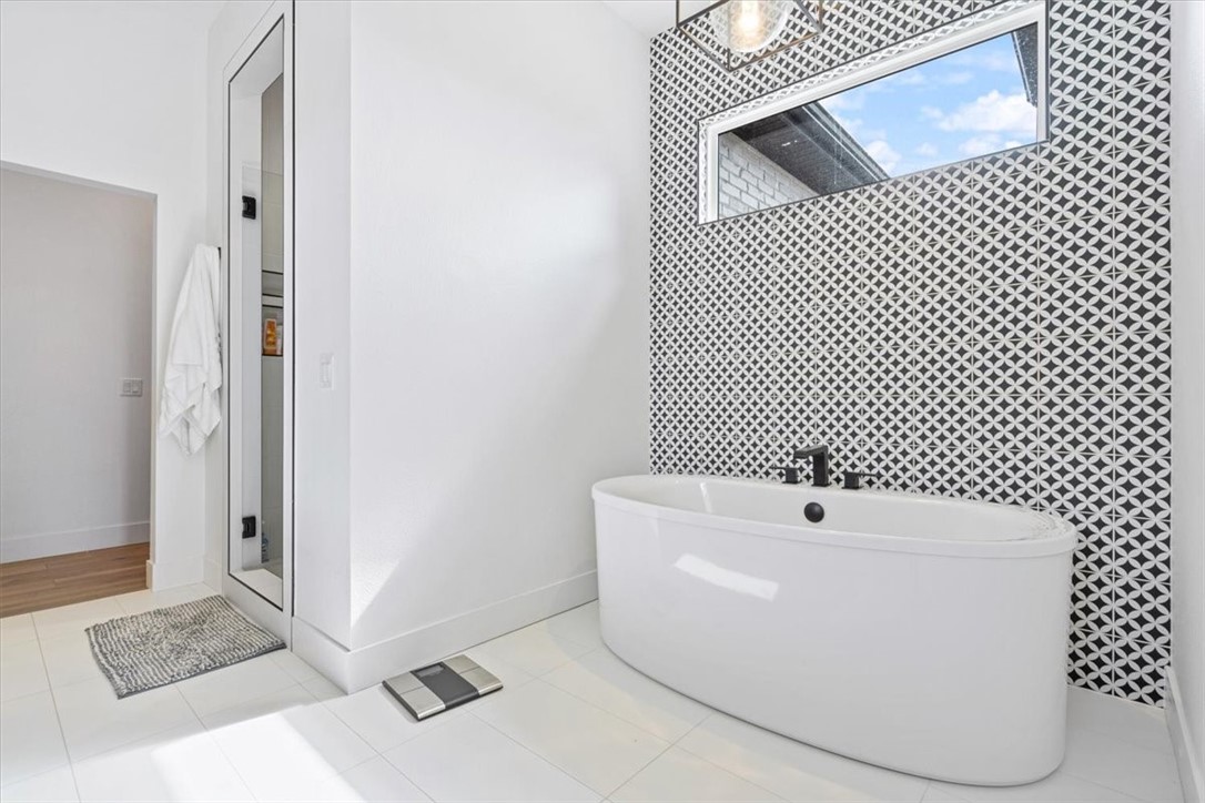 Angel Falls North Bentonville - Residential Lease