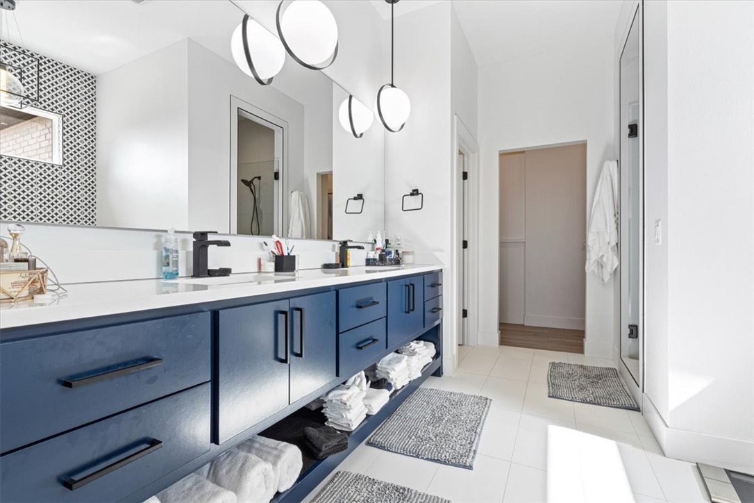 Angel Falls North Bentonville - Residential Lease