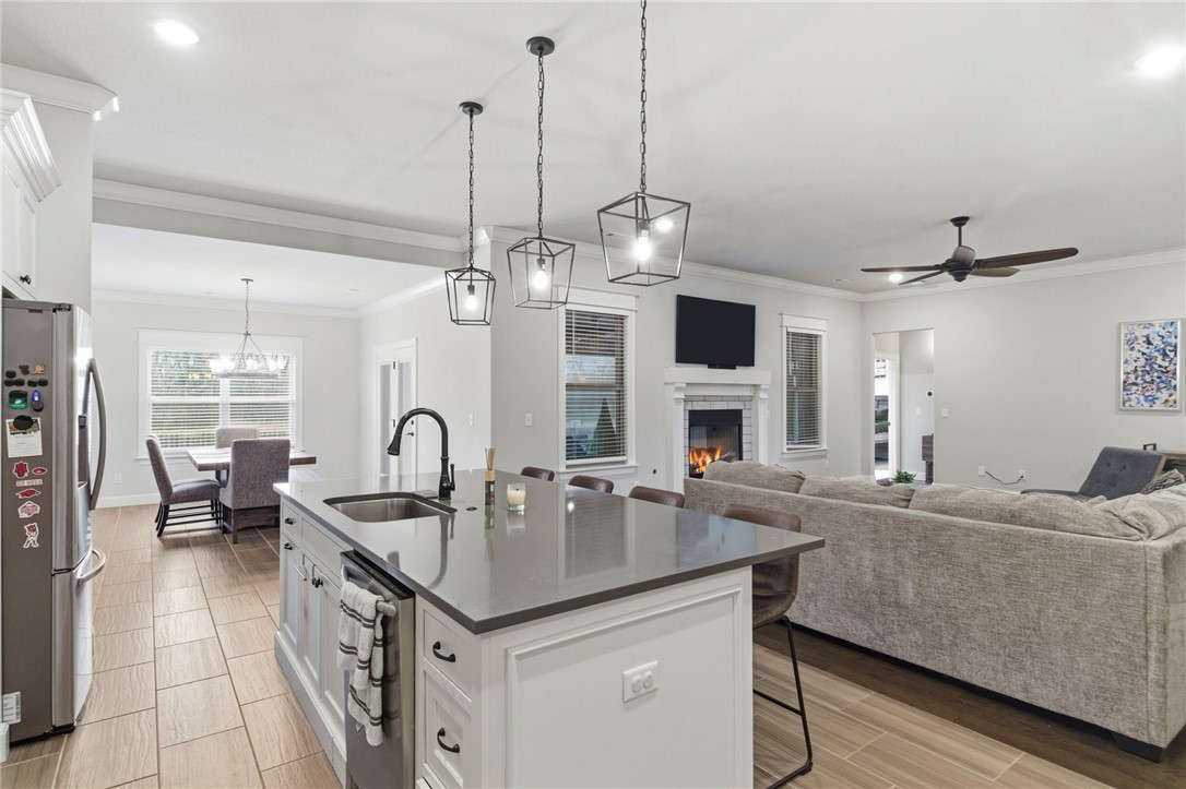 Creekside - Residential