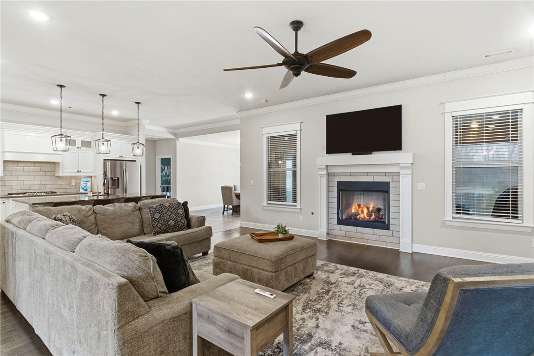 Creekside - Residential